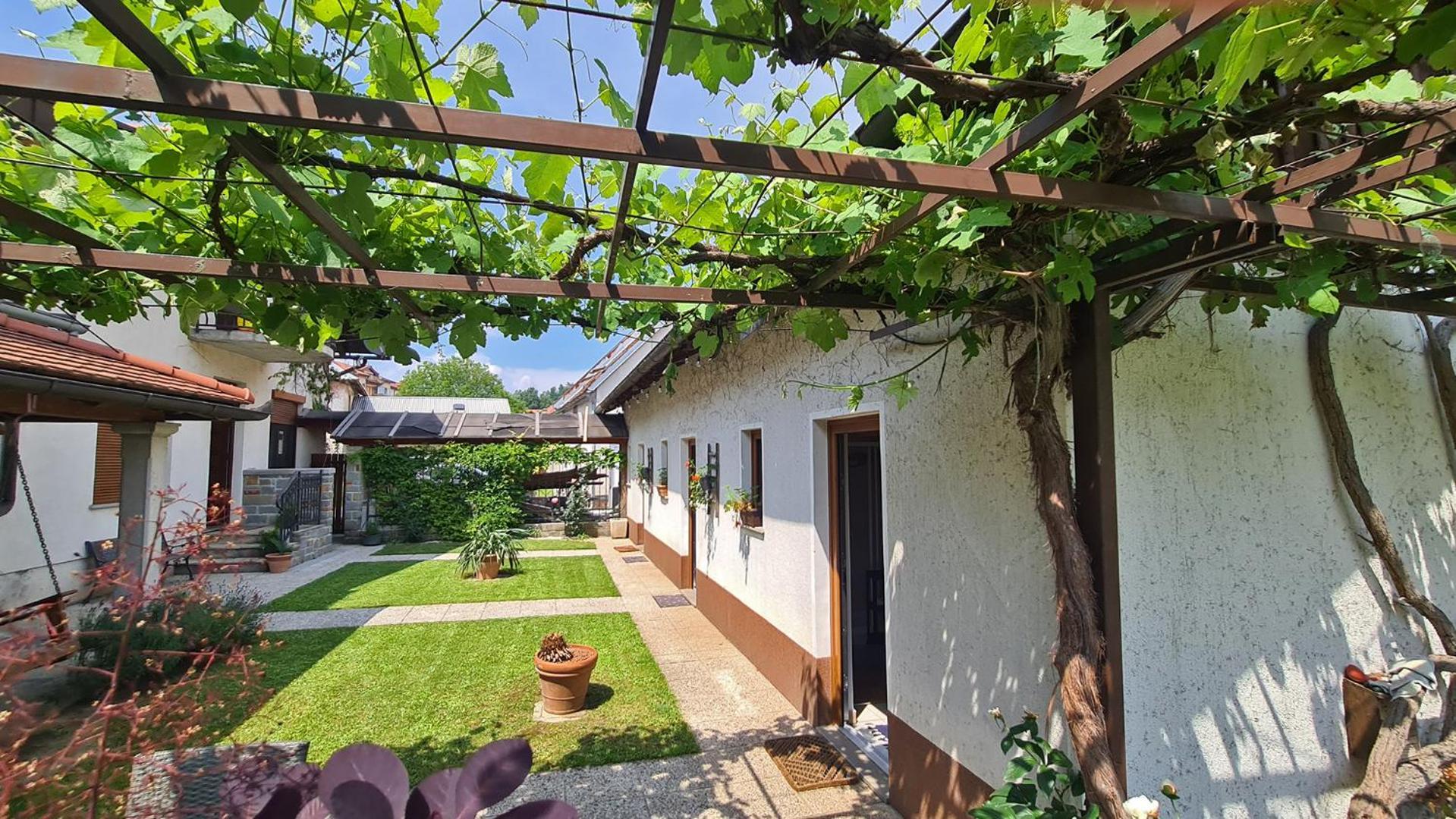 Brne Rooms Postojna Exterior foto